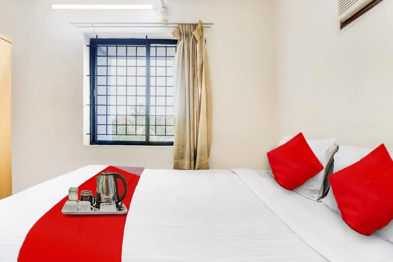 Oyo The Safe Hotels Kochi 3*,  India