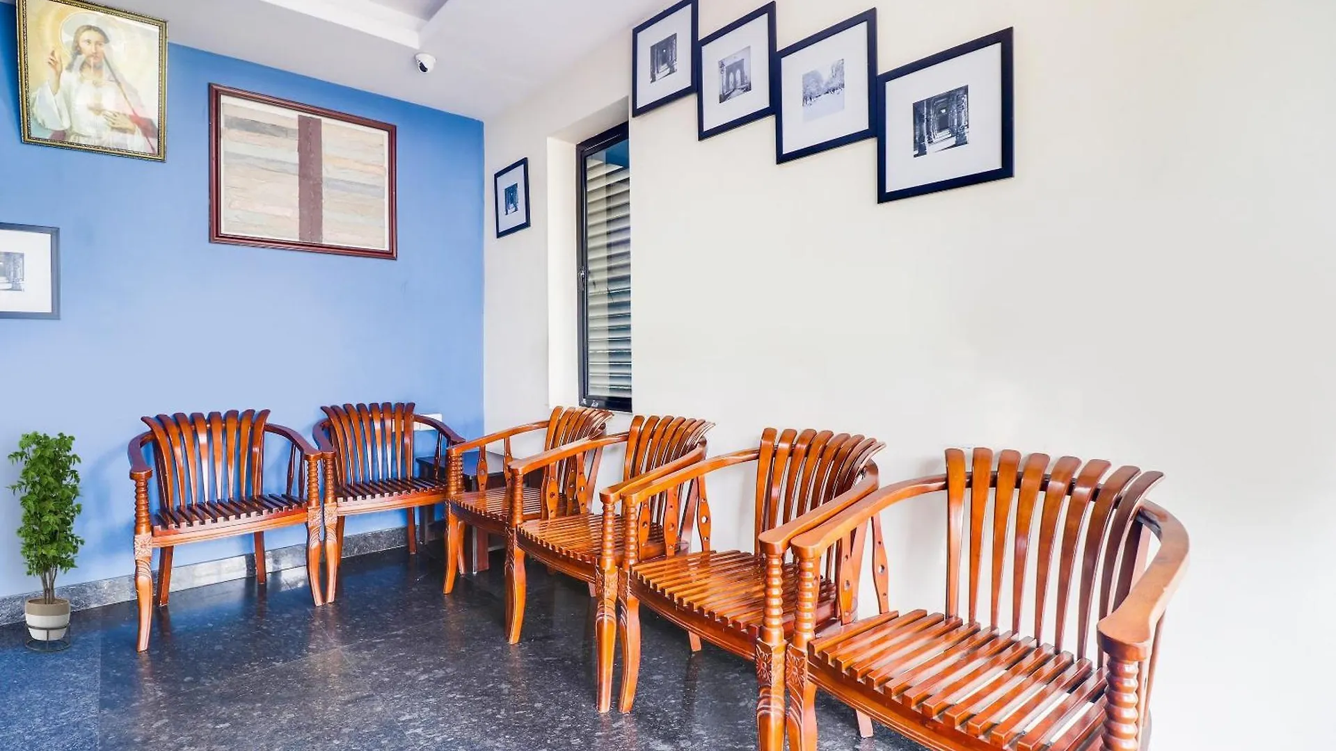 Oyo The Safe Hotels Kochi
