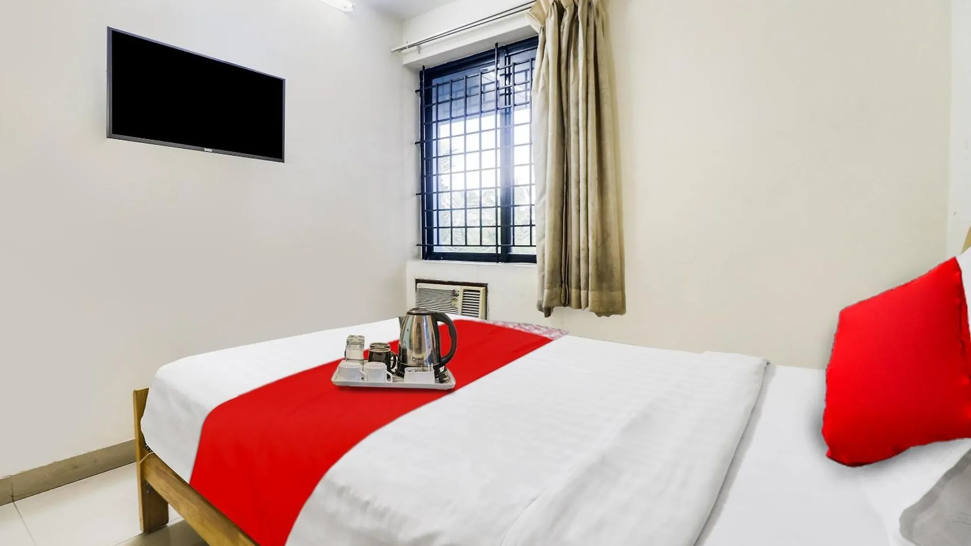 Oyo The Safe Hotels Kochi 3*,