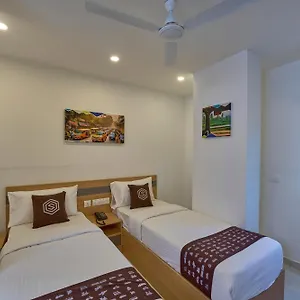 Hotel Sapphire Club Hub